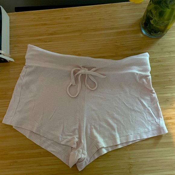 Light pink sleep shorts forever 21 size small - Picture 7 of 7